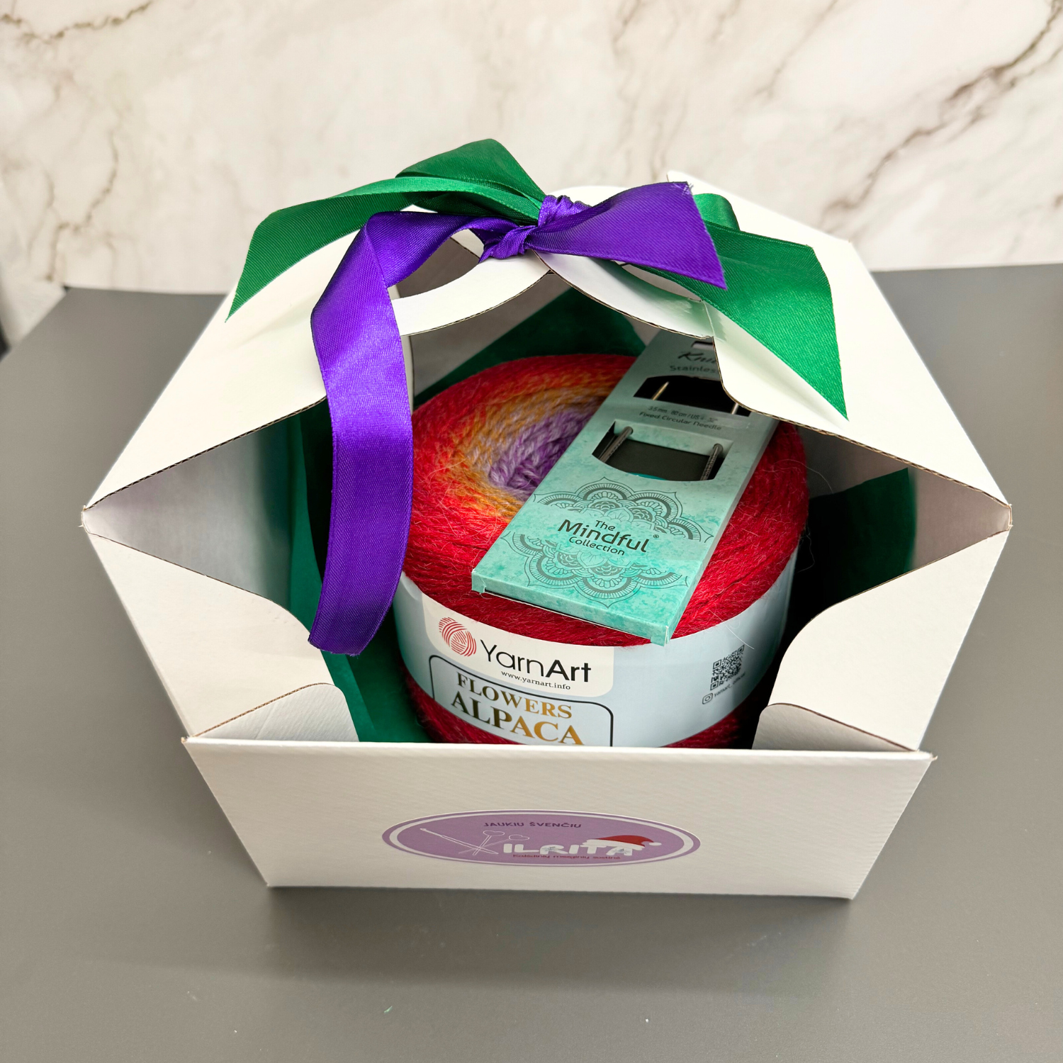 Christmas "Panettone" Yarn Gift Set with Needles