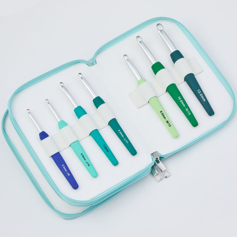 KnitPro Waves 2.0 Grande Crochet Hook Set (14 hooks)